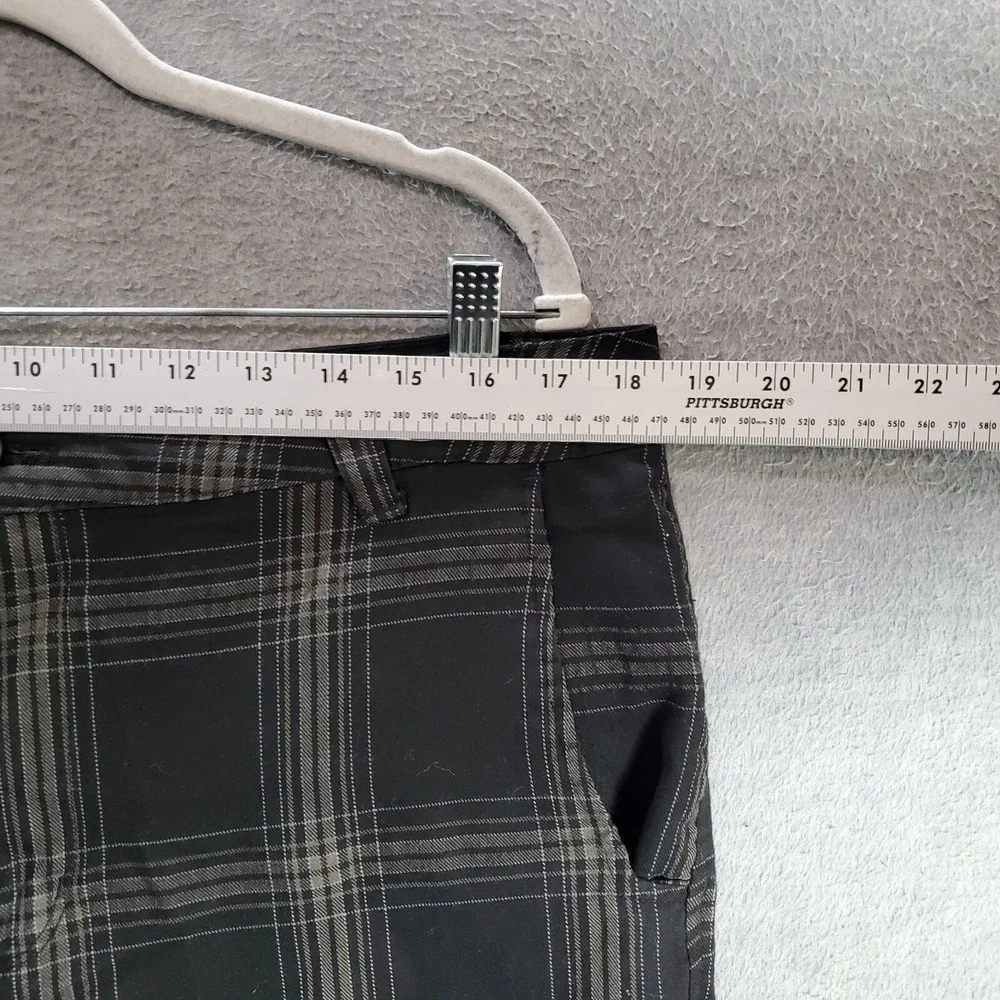 Quiksilver Men Shorts 36 Black Plaid‎ Chino Outdoor Golf Skater Pockets